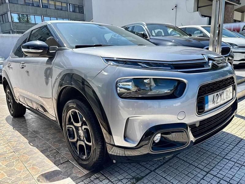 Antracite Usado 2019 Citroën C4 Cactus Citadino | € 13.950 (Preço justo) - Imagem 1/4
