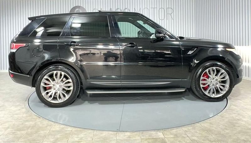 Usado Land Rover Range Rover 306 HP (225 kW) 2015 Preto SUV
