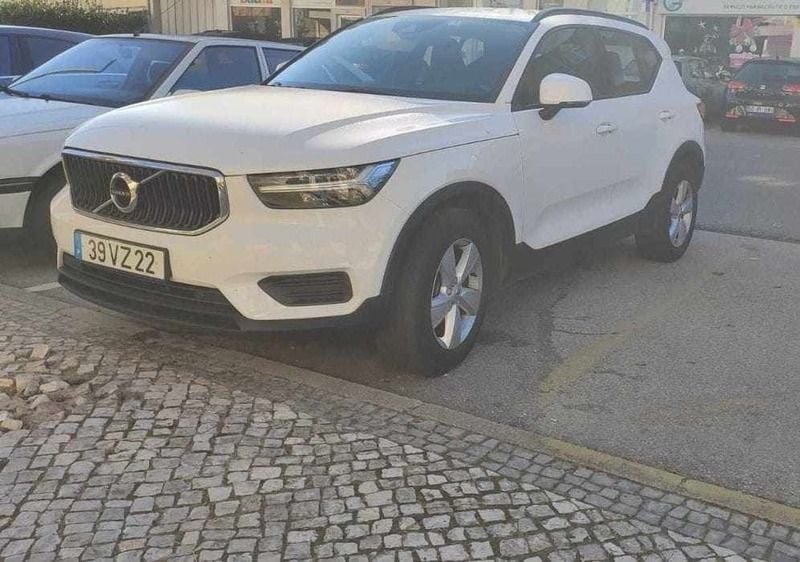 Branco Usado 2019 Volvo XC40 SUV | € 22.000 (Super Preço) - Imagem 1/4