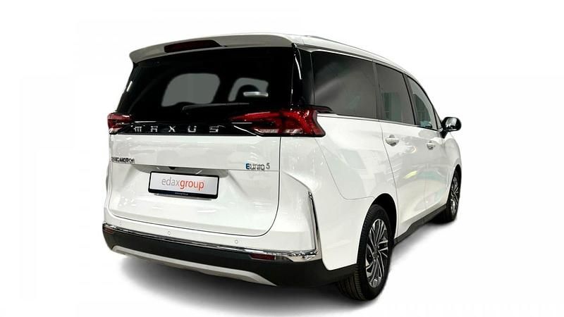 Usado Maxus V90 177 HP (130 kW) 2022 Branco Van