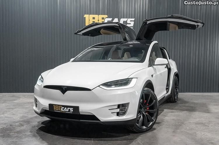 Branco Usado 2017 Tesla Model X SUV | € 43.900 (Preço justo) - Imagem 1/1