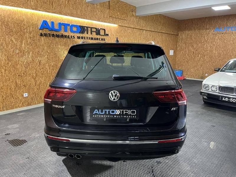 Usado VW Tiguan 150 HP (110 kW) 2018 Preto SUV