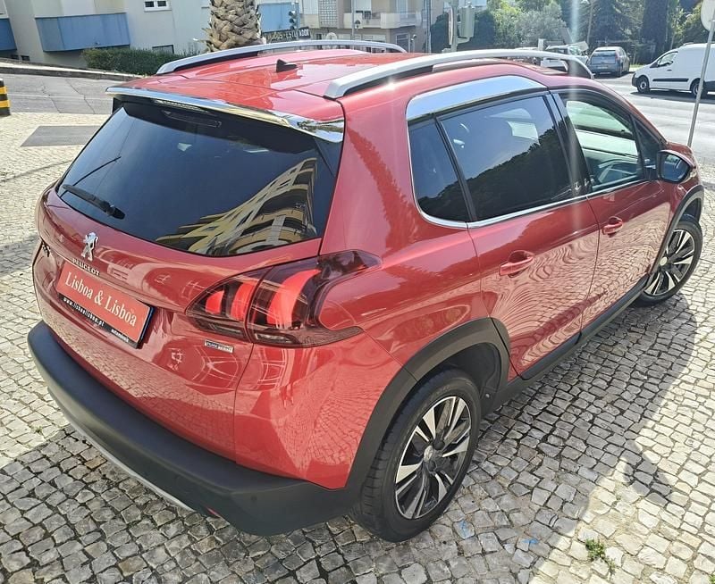 Usado Peugeot 2008 Allure 82 HP (60 kW) 2016 Bordoux perola SUV