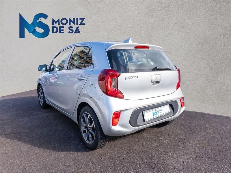 Usado Kia Picanto Urban 67 HP (49 kW) 2022 Cinza Citadino