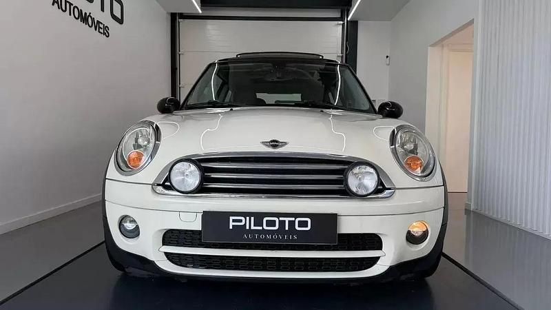 Usado Mini Cooper Coupé 110 HP (80 kW) 2008 Bege Coupé