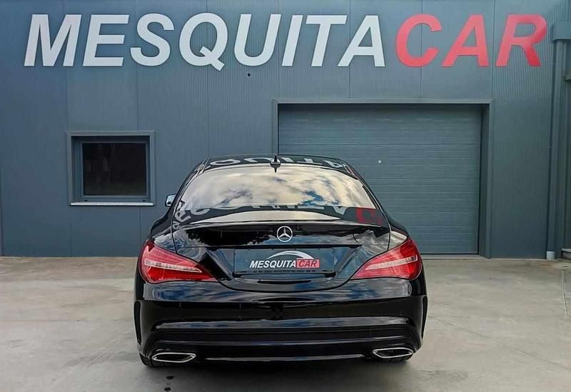 Usado Mercedes CLA220 AMG line 170 HP (125 kW) 2016 Preto Sedan
