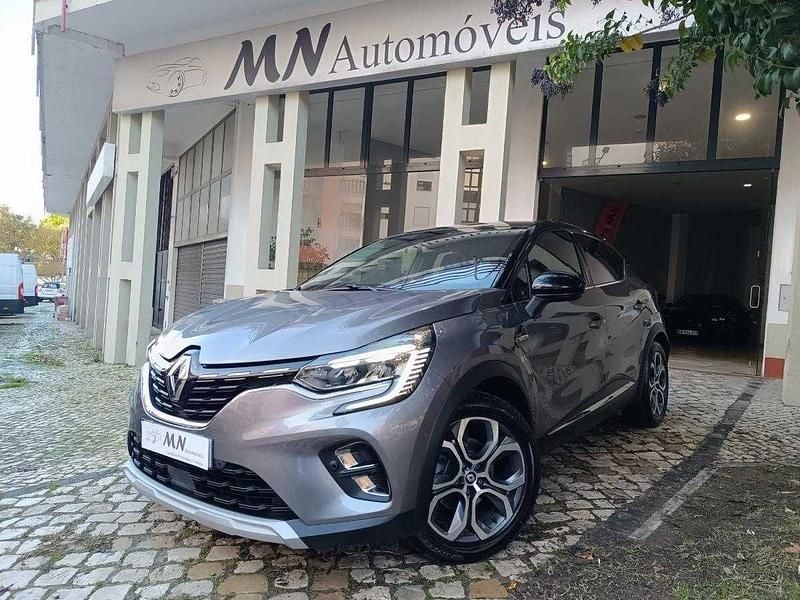 Usado Renault Captur Intens 160 HP (117 kW) 2022 Cinza SUV