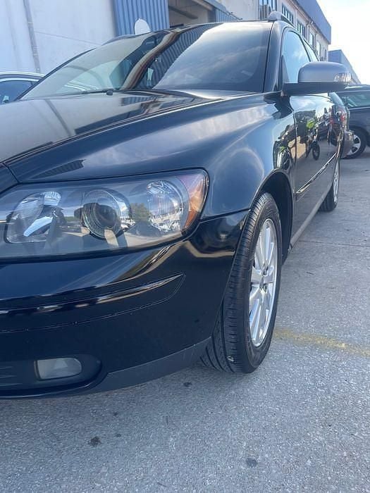Usado 2007 Volvo V50 Carrinha | € 2.999 (Preço justo) - Imagem 1/4