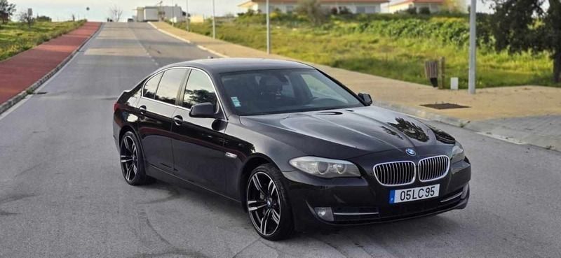 Preto Usado 2010 BMW 525 Sedan | € 10.900 (Bom preço) - Imagem 1/4