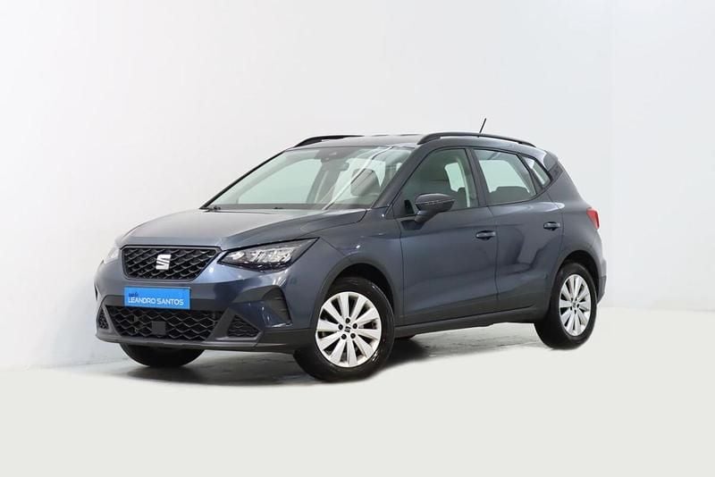 Cinzento Usado 2023 Seat Arona SUV | € 17.250 (Preço justo) - Imagem 1/2