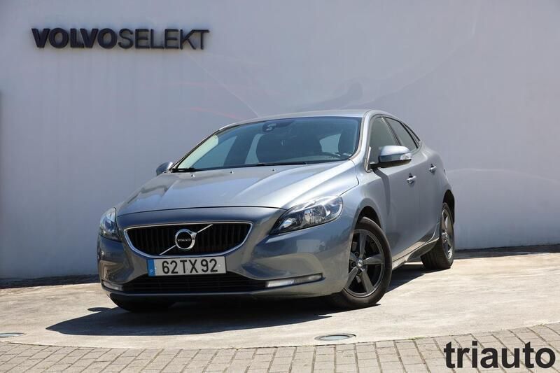 Usado Volvo V40 Kinetic 120 HP (88 kW) 2017 Preto Carrinha