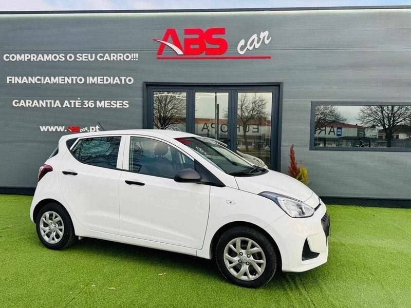 Branco Usado 2018 Hyundai i10 Citadino | € 10.000 (Preço justo) - Imagem 1/4