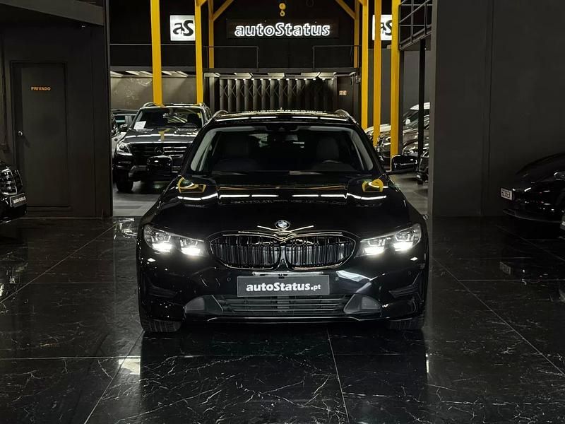 Usado BMW 318 150 HP (110 kW) 2022 Preto Carrinha
