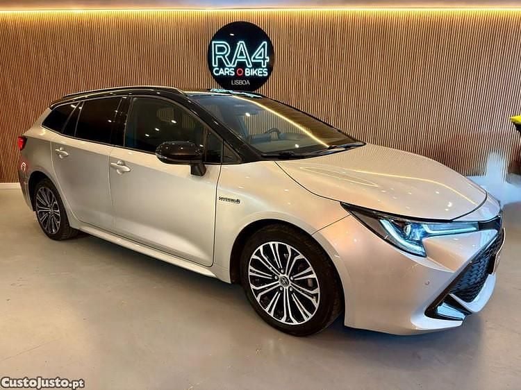 Usado Toyota Corolla 140 HP (102 kW) 2019 Branco Carrinha