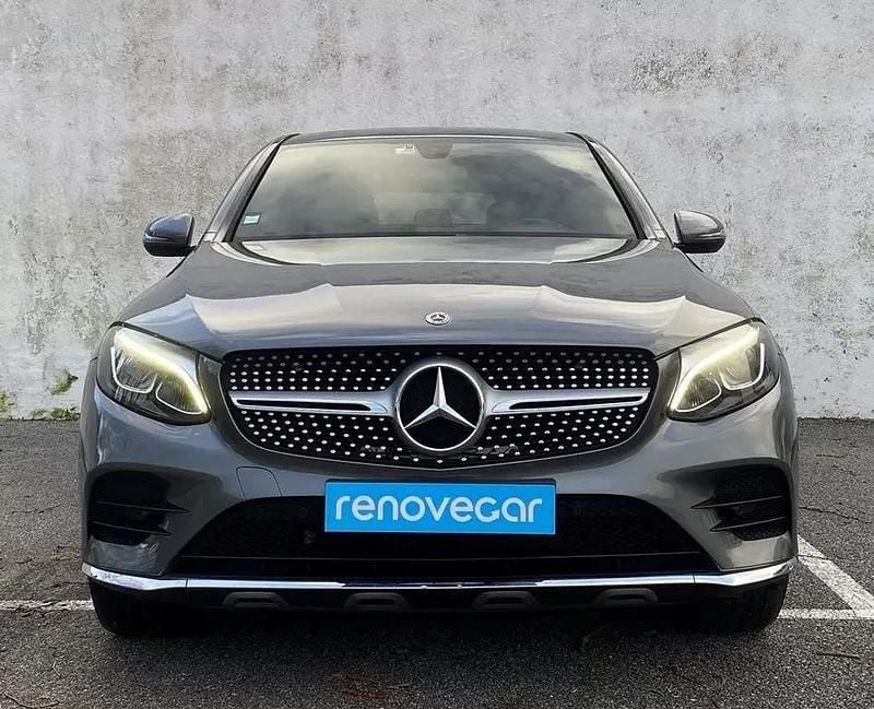 Usado Mercedes GLC350 320 HP (235 kW) 2018 Cinza antracite SUV