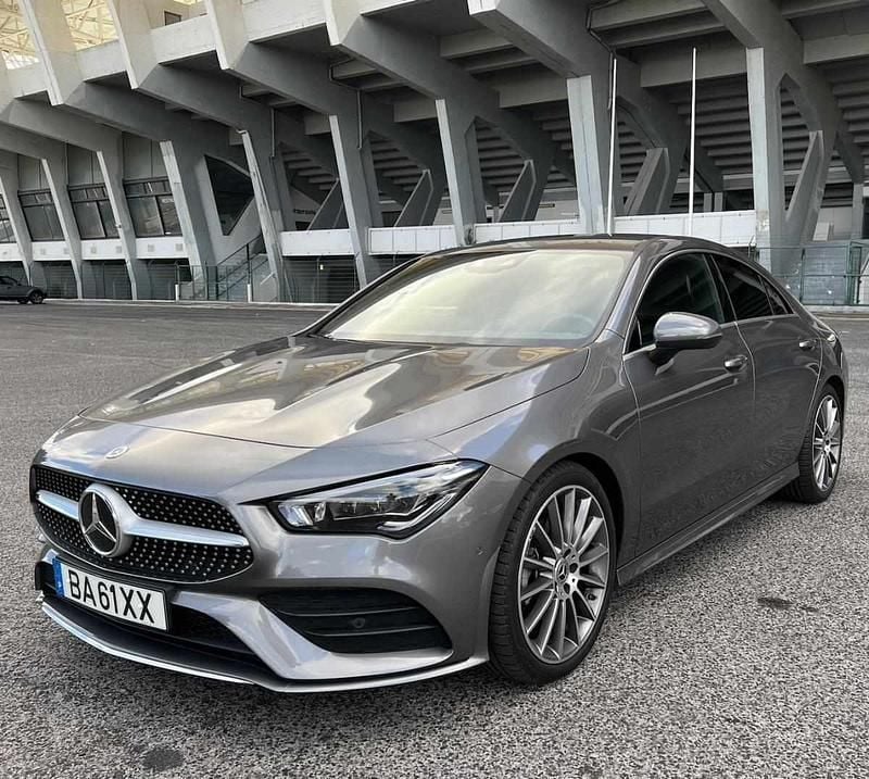 Cinzento Usado 2020 Mercedes CLA200 Coupé | € 30.990 (Super Preço) - Imagem 1/4