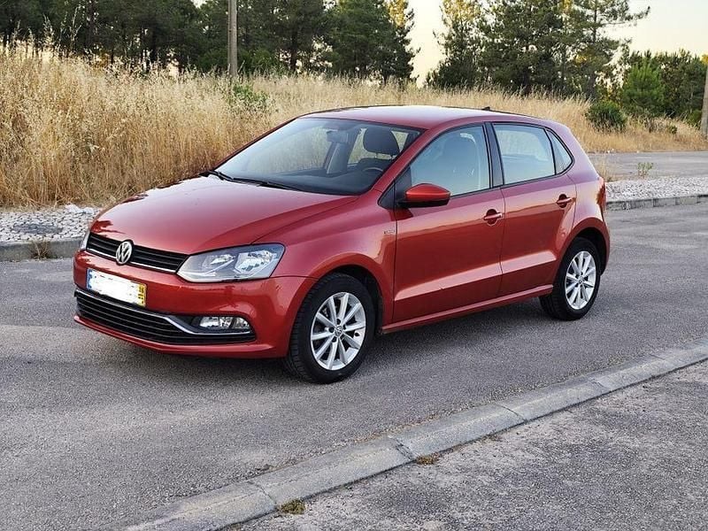 Usado 2016 VW Polo LOUNGE Sedan | € 8.350 (Bom preço) - Imagem 1/4