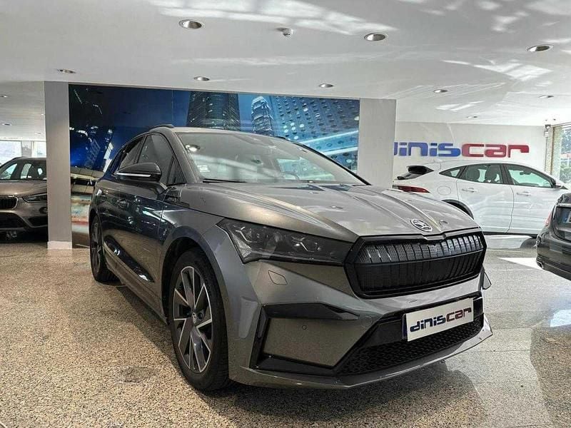 Cinza Usado 2022 Skoda Enyaq iV SportLine SUV | € 29.900 (Preço justo) - Imagem 1/4