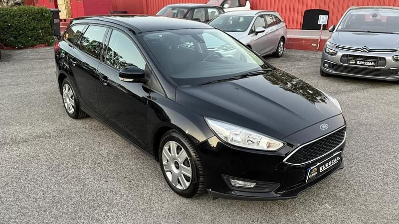 Preto Usado 2016 Ford Focus Titanium Carrinha | € 11.290 (Preço justo) - Imagem 1/4