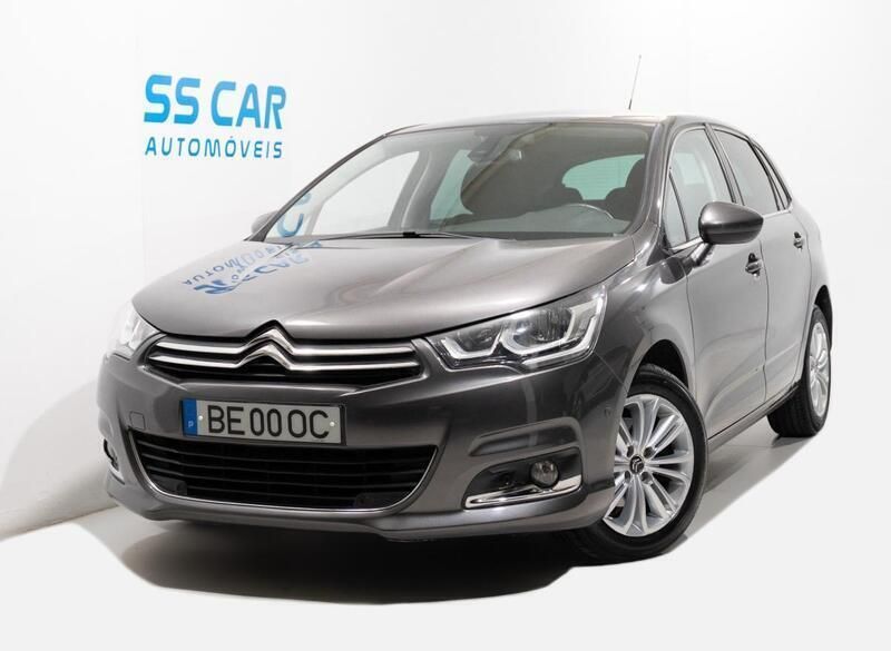 Cinza Usado 2015 Citroën C4 Feel Citadino | € 9.490 (Bom preço) - Imagem 1/4