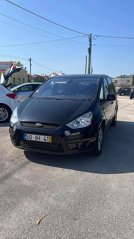 Preto Usado 2009 Ford S-MAX S Carrinha | € 9.750 - Imagem 1/4