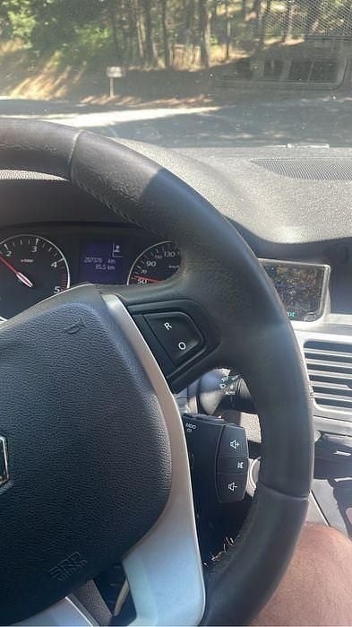 Usado Renault Laguna III 110 HP (80 kW) 2011 Sedan