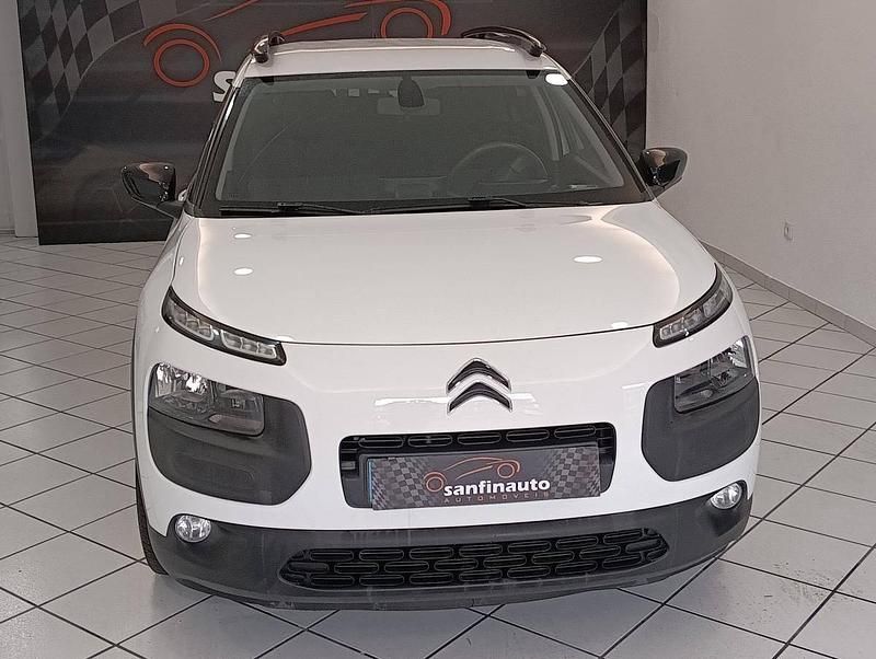 Branco Usado 2016 Citroën C4 Cactus Citadino | € 8.500 (Super Preço) - Imagem 1/4