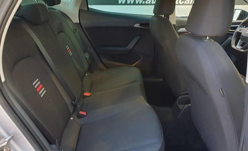 Usado Seat Ibiza 95 HP (69 kW) 2019 Cinzento