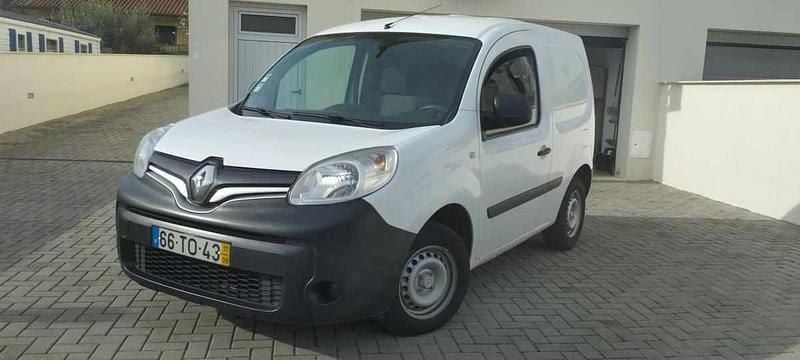 Branco Usado 2017 Renault Kangoo Monovolume | € 6.000 (Preço justo) - Imagem 1/4