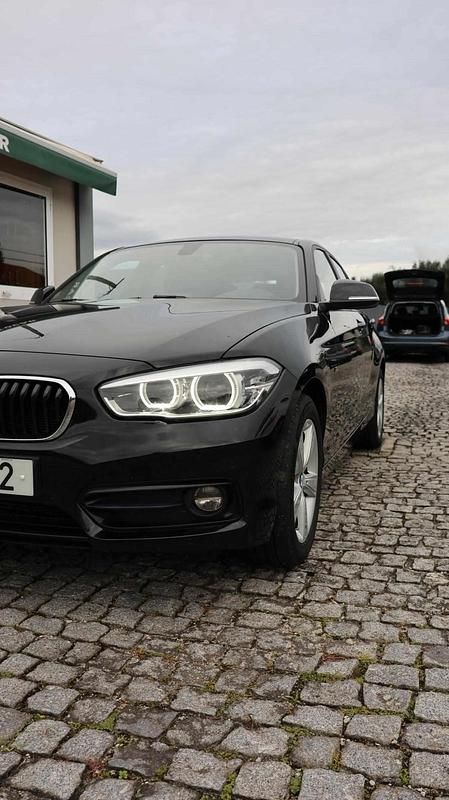Usado BMW 116 116 HP (85 kW) 2018 Preto Citadino