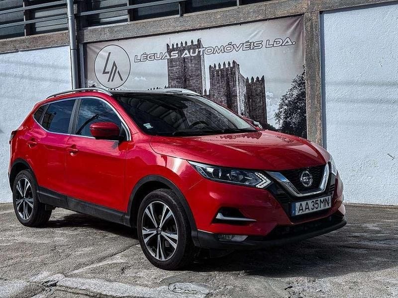 Vermelho Usado 2020 Nissan Qashqai SUV | € 16.980 (Bom preço) - Imagem 1/4