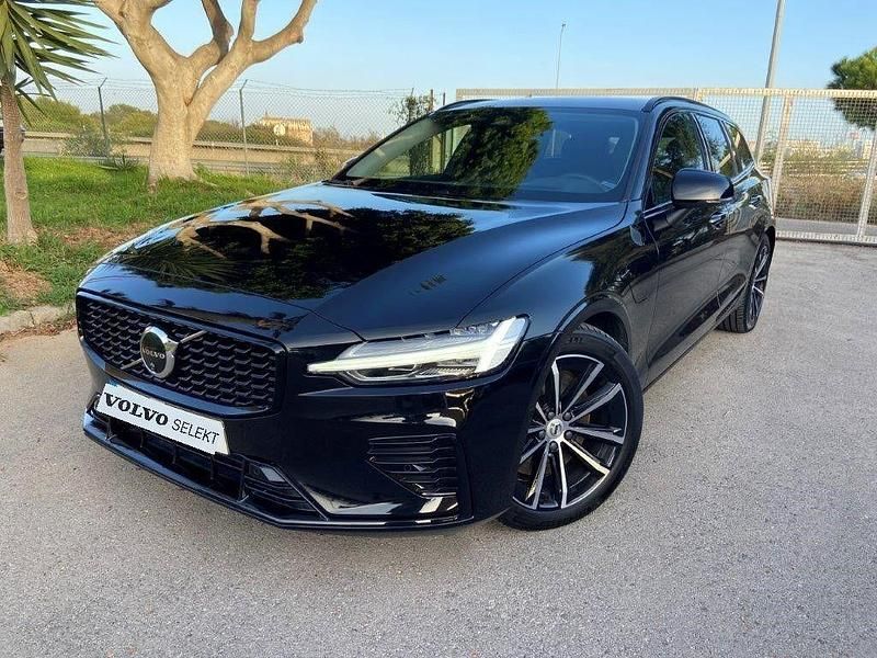 Preto Usado 2024 Volvo V60 Plus Carrinha | € 51.500 - Imagem 1/4