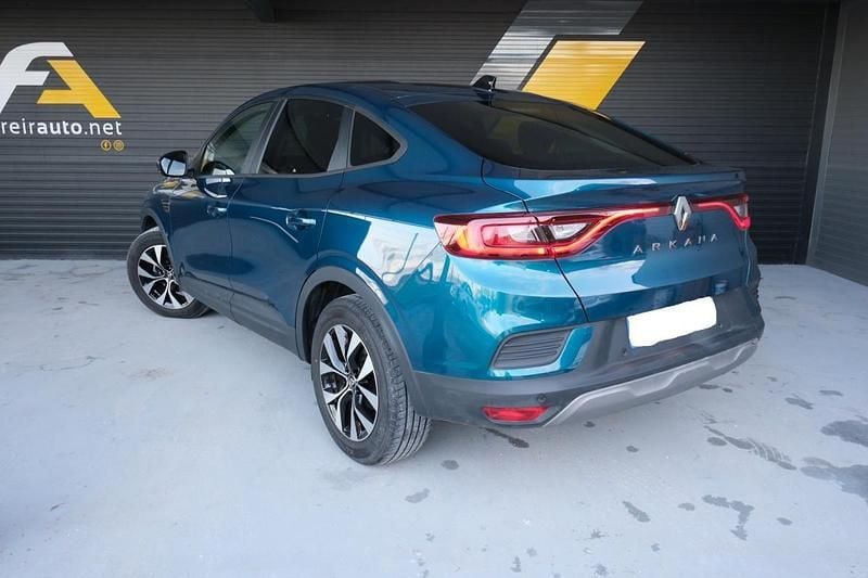 Usado Renault Arkana 140 HP (102 kW) 2022 Azul SUV