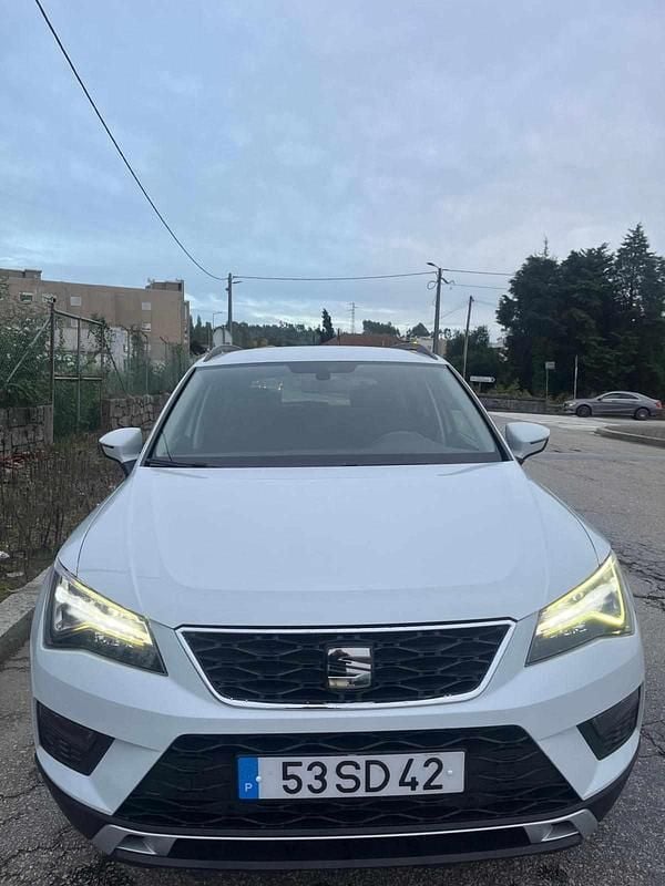 Branco Usado 2016 Seat Ateca Ecomotive SUV | € 14.500 (Bom preço) - Imagem 1/4