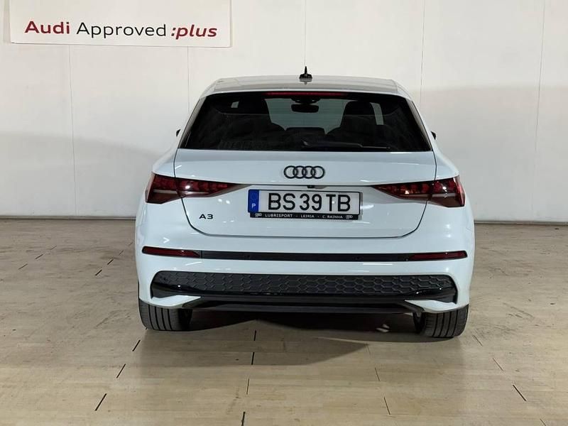 Usado Audi A3 Sportback e-tron 150 HP (110 kW) 2025 Branco Citadino