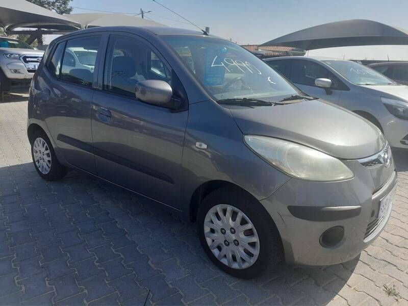 Antracite Usado 2010 Hyundai i10 Citadino | € 4.500 - Imagem 1/4
