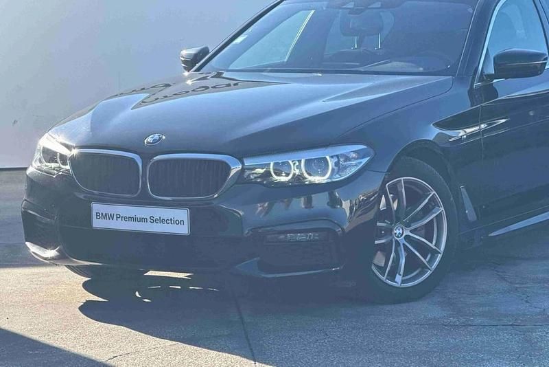Usado BMW 520 Comfort Edition 197 HP (144 kW) 2021 Preto Sedan