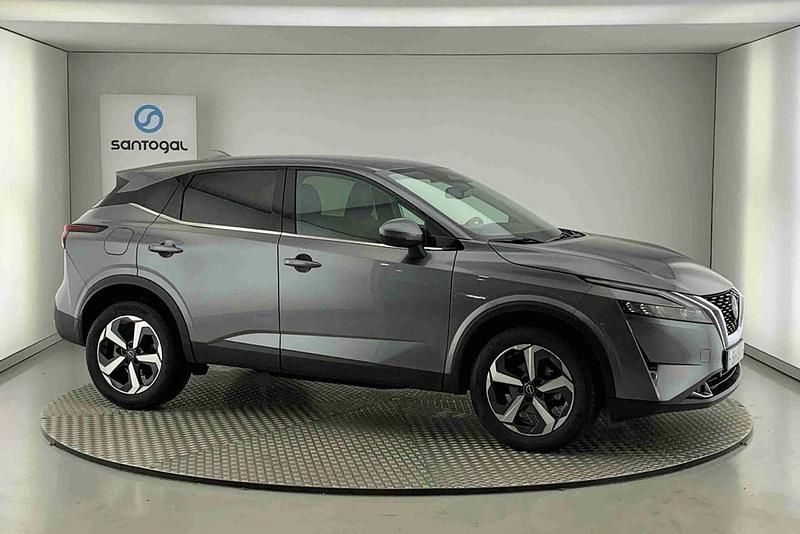 Cinzento Usado 2024 Nissan Qashqai N-Connecta SUV | € 29.490 (Preço justo) - Imagem 1/4