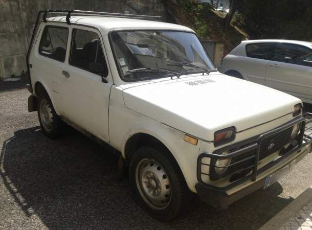 90 lada niva