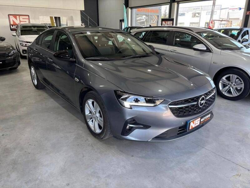 Cinza Usado 2021 Opel Insignia Business Sedan | € 17.900 (Preço justo) - Imagem 1/3