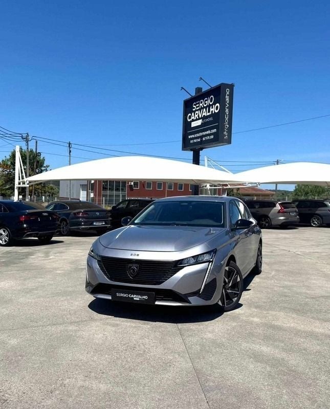 Branco Usado 2024 Peugeot 308 Allure | € 25.000 (Preço justo) - Imagem 1/4