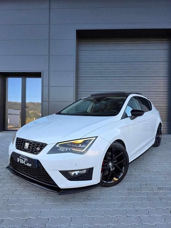 Branco Usado 2015 Seat Leon | € 19.990 (Preço justo) - Imagem 1/4