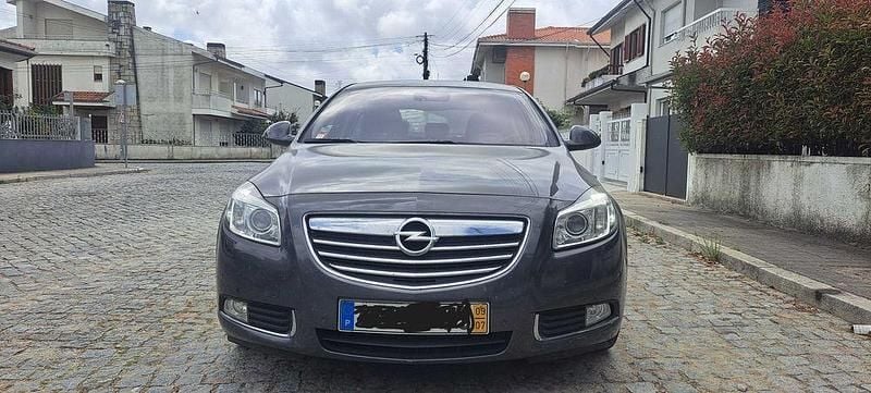 Usado 2009 Opel Insignia Cosmo Sedan | € 5.500 (Super Preço) - Imagem 1/4