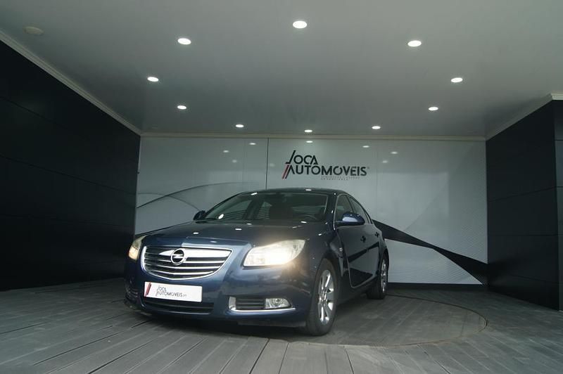 Usado Opel Insignia 140 HP (102 kW) 2012