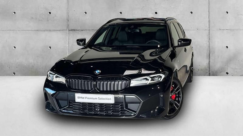 Preto sapphire metalizada Usado 2024 BMW 320 Comfort Edition Carrinha | € 56.900 - Imagem 1/4