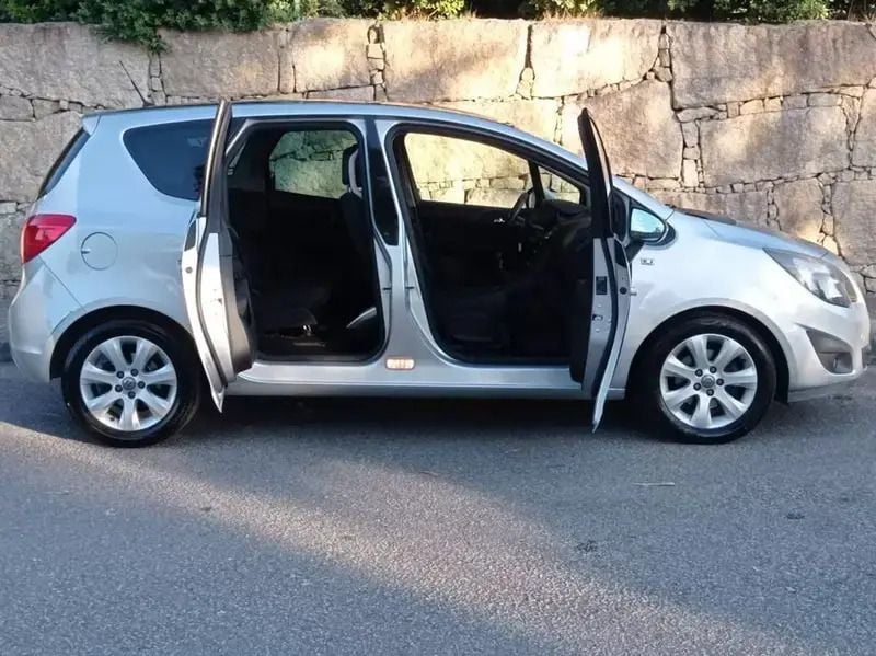 Usado Opel Meriva S 95 HP (69 kW) 2013 Cinza Monovolume