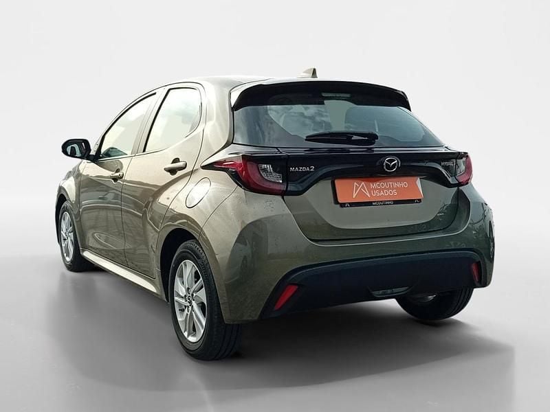 Usado Mazda 2 116 HP (85 kW) 2024 Verde Citadino