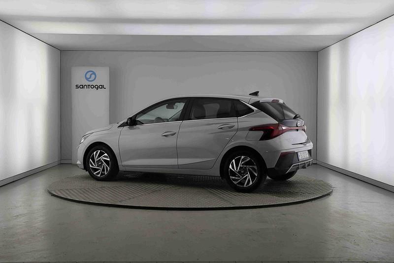 Usado Hyundai i20 Comfort 84 HP (61 kW) 2024 Cinzento Citadino
