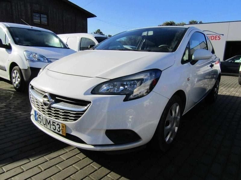 Usado Opel Corsa 75 HP (55 kW) 2018 Branco Carrinha