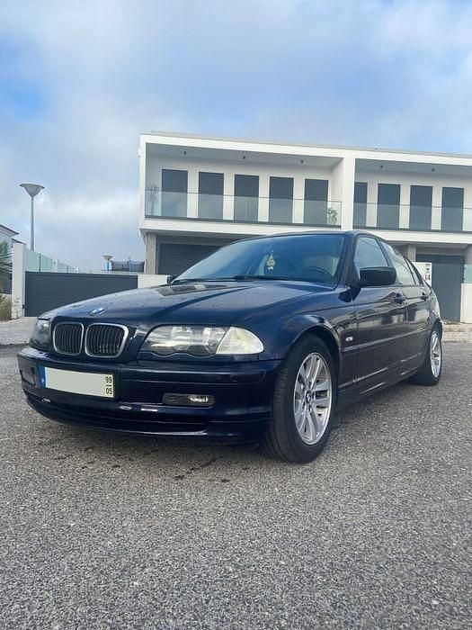 Usado 1999 BMW 320 Sedan | € 4.500 (Preço justo) - Imagem 1/4